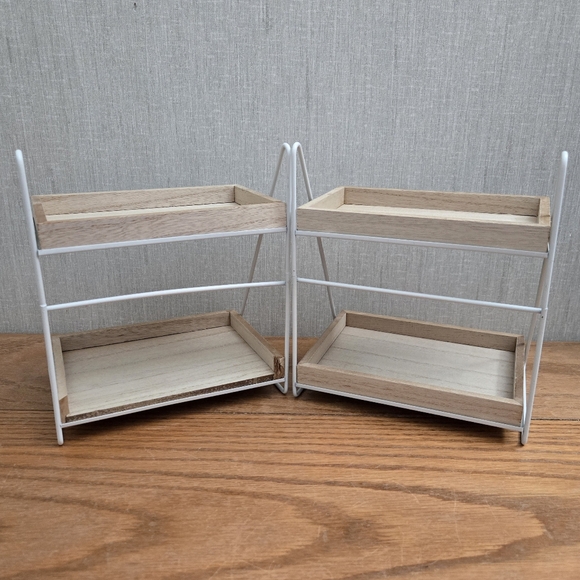 Set Of 2 Target Bullseye Tier Tray Stands - Picture 2 of 3